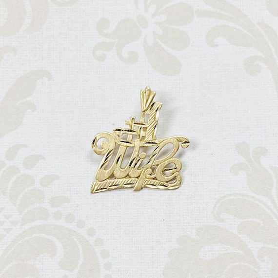 14K Gold Estate #1 Wife Pendant