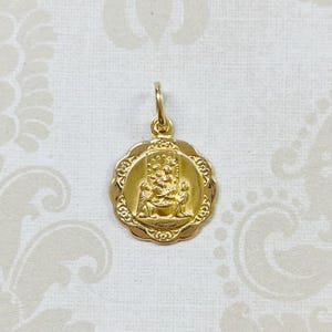 Vintage 18K Gold Blessed Mother Pendant