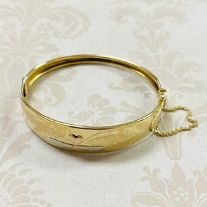 Vintage 18K Gold Bangle Bracelet