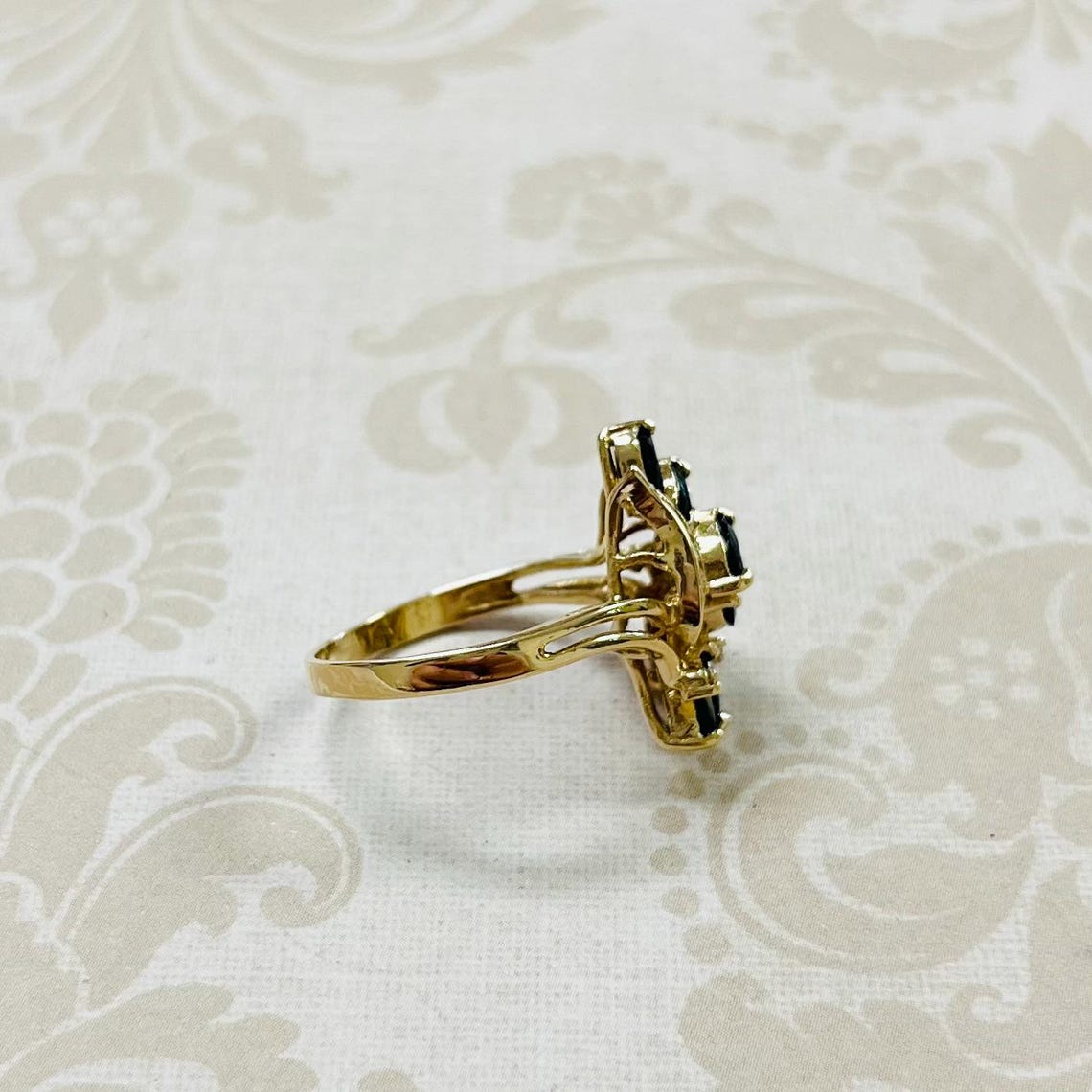 14K Gold Sapphire & Diamond Ring - Etsy