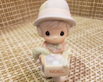 Vintage Precious Moments Sugar Town Figurine "Dusty"