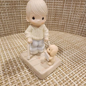 Figura vintage de Precious Moments “Bienaventurados los que vencen” con caja (IOB) imagen 11