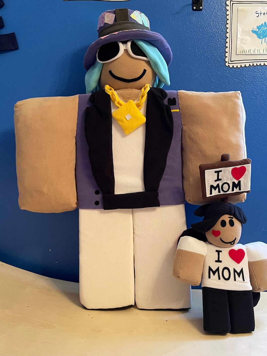 Noob Roblox plush Gamer gift plushie toy -  Portugal