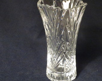 Crystal Treasury by Noritake  crystal vase 5 inch