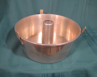 Vintage Wear Ever Kuchenform aus Aluminium