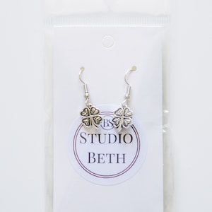 Irish Earrings - silver  earrings - clover  earrings - gifts  for her - gifts for women - anniversary gifts -  St Patrick day gifts