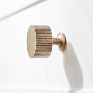 Antique Brass Cabinet Knobs: Retro Brushed Drawer Dresser Pulls Vintage