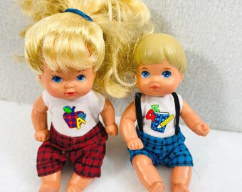 Vintage Mattel 1976 Baby Dolls Twin Set School Outfit Playmates Toy Gift