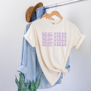 SKOL VIKES Vintage Retro Look Ivory Purple Tee Football Crewneck Shirt, Vikings, Vintage, Game Day Shirt, Game Day Tee, Gift Idea