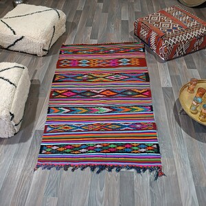 Moroccan rugPersian Small Rug, Heriz Rug, Hand Knotted Vintage Rug, Wool Area Rug, 4,66 ft x 2.85 ft