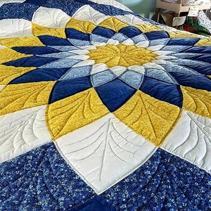 CUSTOM ORDER Amish Handmade Quilt – Giant Dahlia