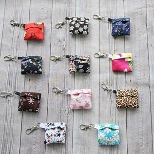 Eyeglass Wipe Pouch ~ Sunglass Cleaning Cloth ~ Electronic, Tablets, Cell Phones Cleaning Wipe ~ Travel Microfiber Cleansing Towel