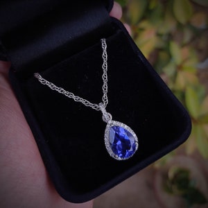 Blue sapphire gemstone pendant/ 925 sterling silver pendant/ pear cut blue sapphire/ blue sapphire jewellery/ birthday gift for her