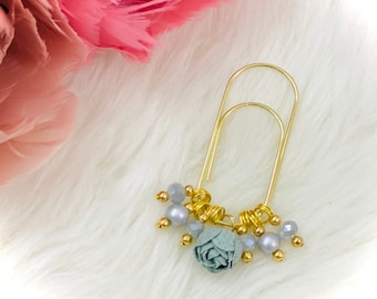 Planner paperclips, gold paperclips, planner charms, flower paperclips, flower charm paperclips, planner accessories, planner decor,tn charm