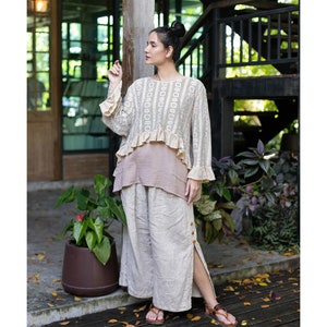Free-size cream cotton blouse, oversized cotton and lace top, cream plus size crop top, beige oversize shirt, bohemian plus size clothing