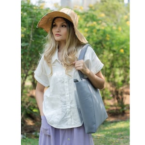 Off-white linen blouse with short sleeves, summer linen top, white women&#39;s linen shirt, oversized linen blouse, white plus size linen shirt