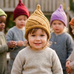 Handstickad babytomtehatt för alpacka | Älveälvmössa för nyfödda småbarn | Fotorekvisita | Babyshowerpresent