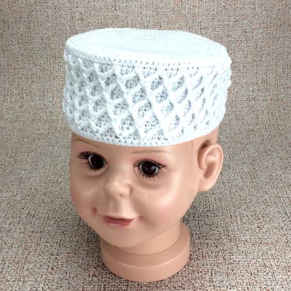 Weiße sbaby kufi Kinder Taqiyah Hut handgemacht Baumwolle Kufi mit Weben Ornament