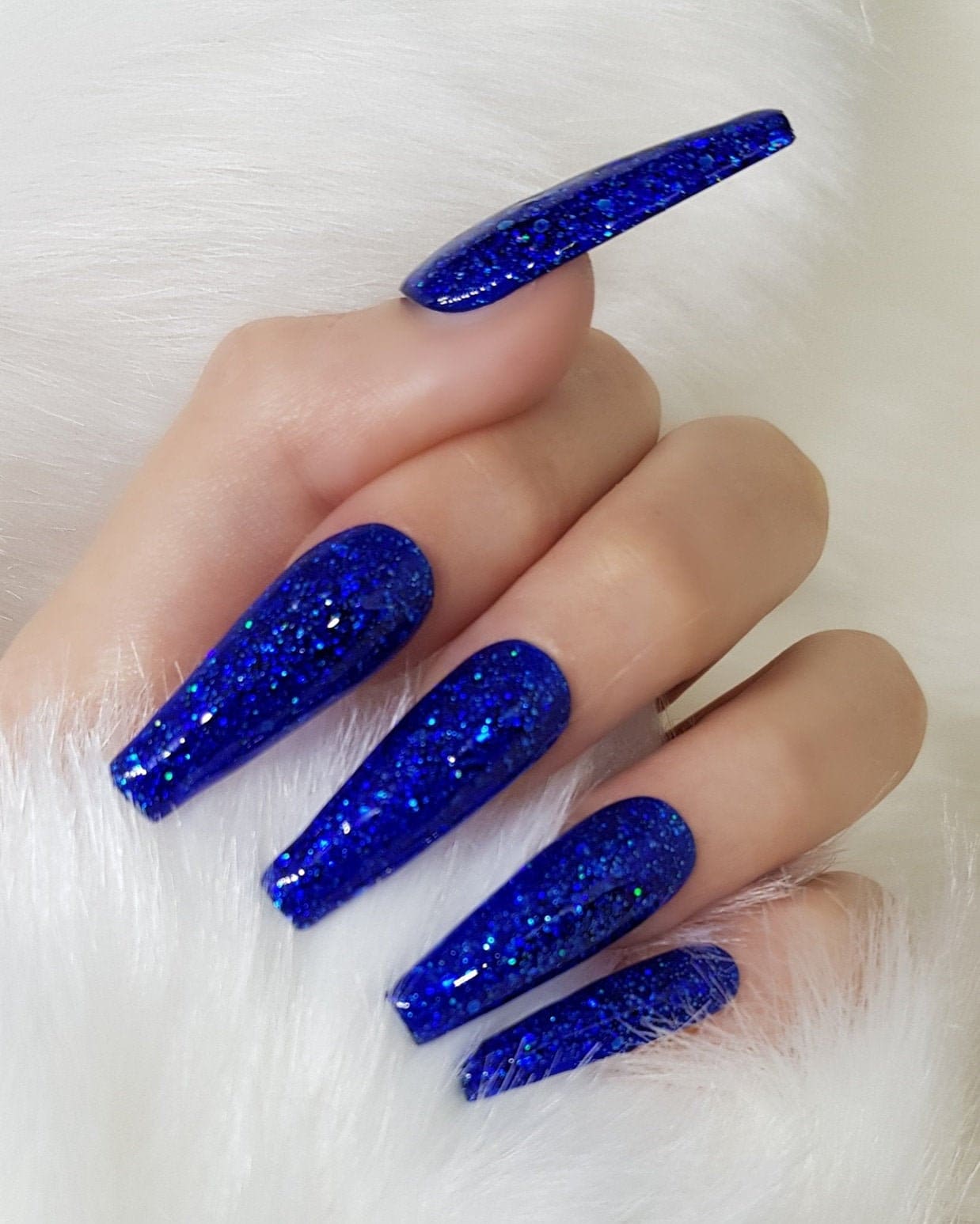 Blue sparkle nails outlet