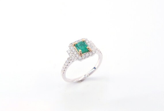 14 K White Gold Diamond Columbian Emerald Emerald Cut Diamond Ring