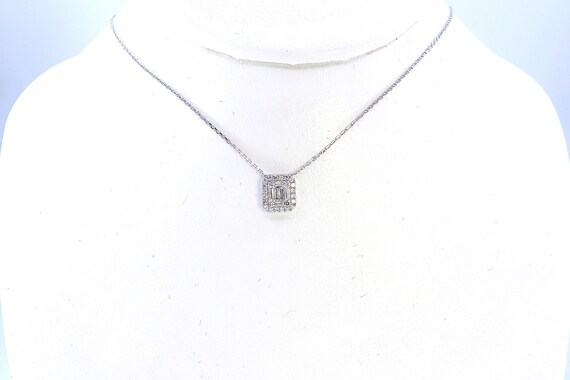 18 K White Gold Necklace Center Cluster Baguette, Gold, 2.21 grams, TW of diamonds, 0.34 CT