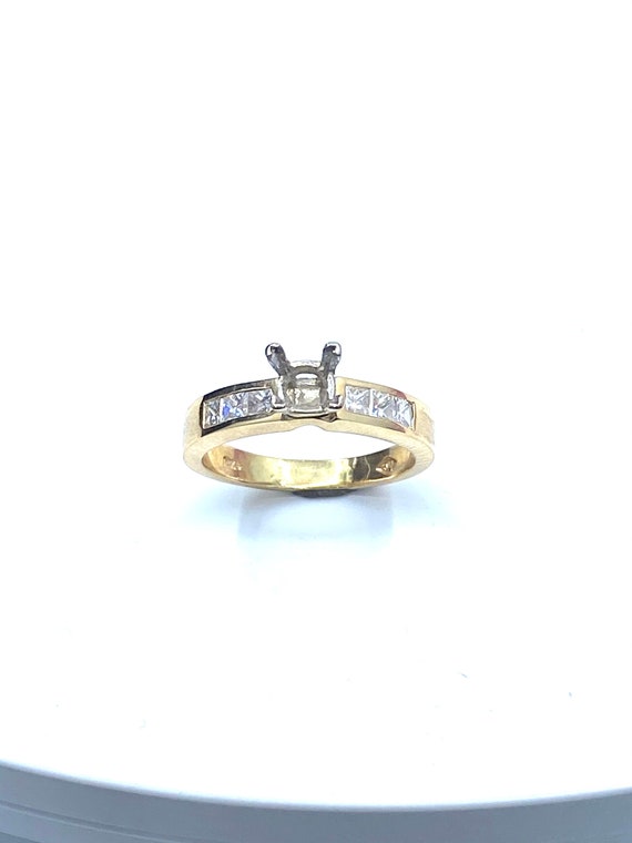 14 K Yellow Gold Diamond Ring Semi-mount