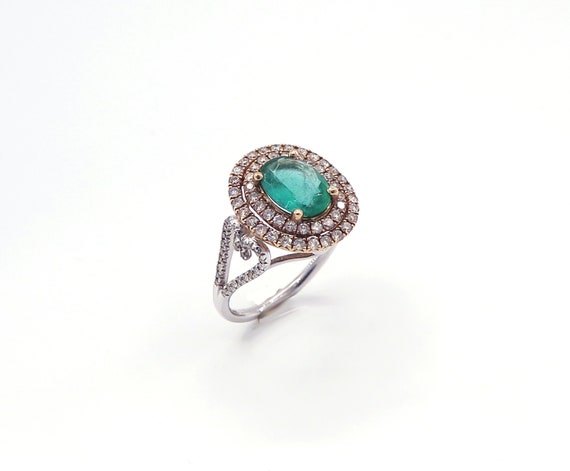 14 K Two-Tone Emerald Ring in Two Rows Oval Shaped Halo / Heart-Shaped Design on Side of Ring, Gold, 4 grams, TW of Diamonds, 3.58 CT