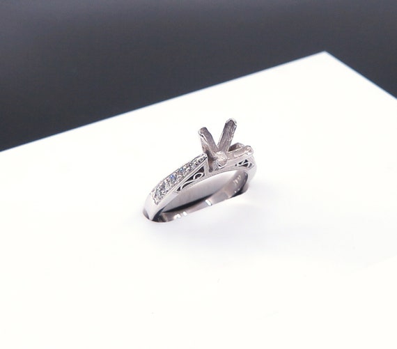 Platinum 900 Designer Diamond Engagement Ring Semi-mount w/ side Galleria, Platinum, 7.5 grams, TW of diamonds, 0.24 CT