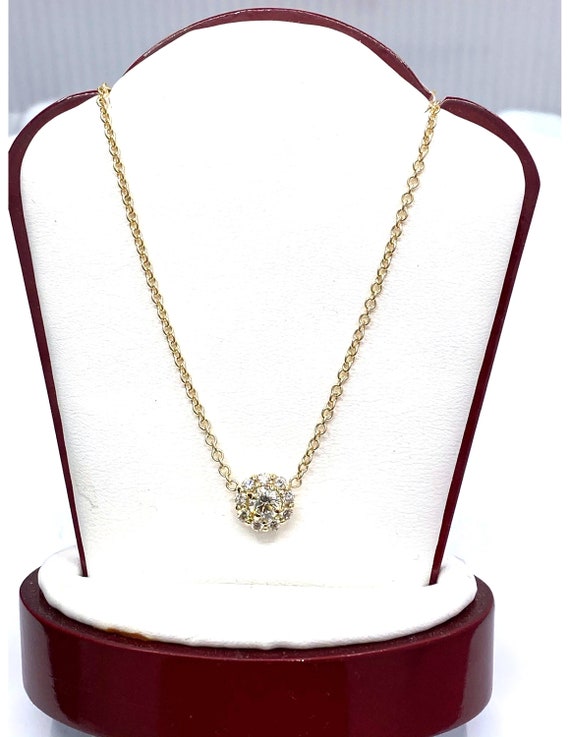 18 K Y Gold Diamond Necklace w/ Center Diamond, TW of diamonds, 0.78 CT