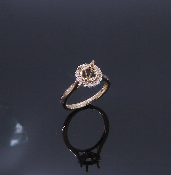 14 K Y Gold Diamond Cathedral Style Ring Semi-mount w/ a Round Shape Halo, Gold, 2.93 grams, TW of diamonds, 0.24 CT