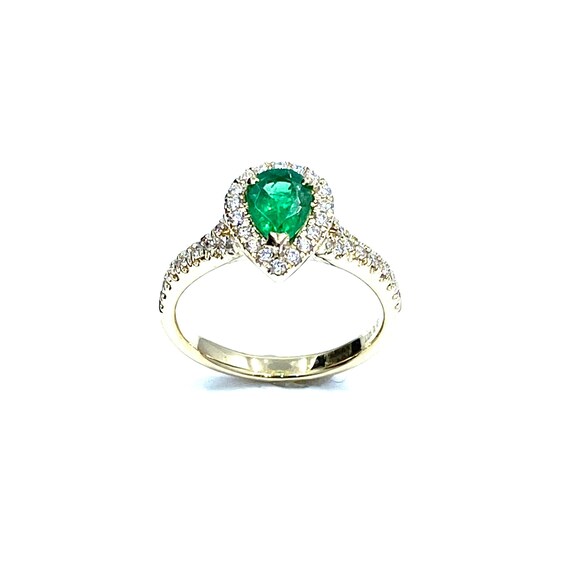 Emerald Pear Shape Ring. Diamond 0.347 ct, 40 pcs,  14K yellow gold 3.78 gr