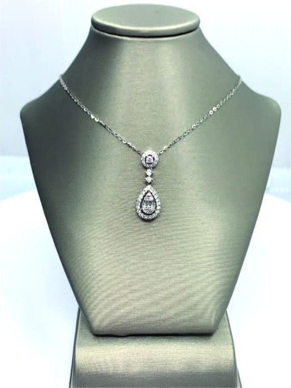 18 KW Diamond Drop Designer Pear Shape Pendant with One Row Halo (Link Chain included), Gold, 5.48 grams, TW of diamonds, 2.05 CT