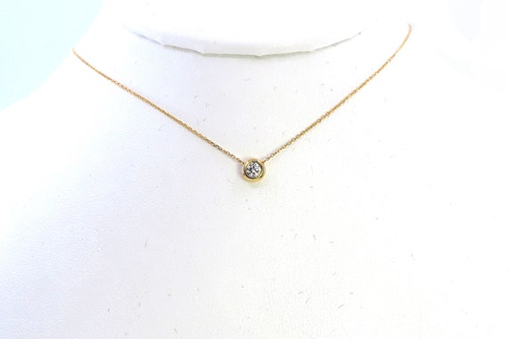 18 K Yellow Gold Diamond Necklace with Round Single Bezel Frame, Gold, 1.50 grams, TW of diamonds, 0.15 CT