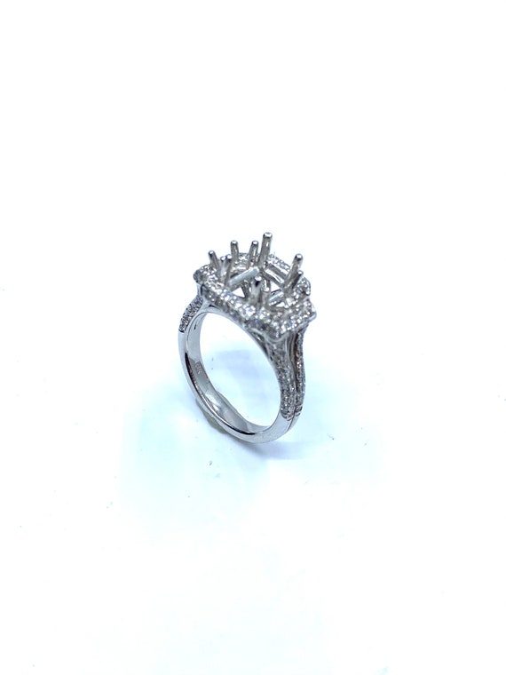 18 K W Gold Designer Engagement Ring, Gold, 8.6 grams, TW of diamonds, 1.26 CT