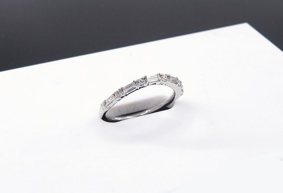 14 K W Gold Diamond Baguette Slight Curved Band / Ring, Gold, 1.77 grams, TW of Diamonds 0.33 CT