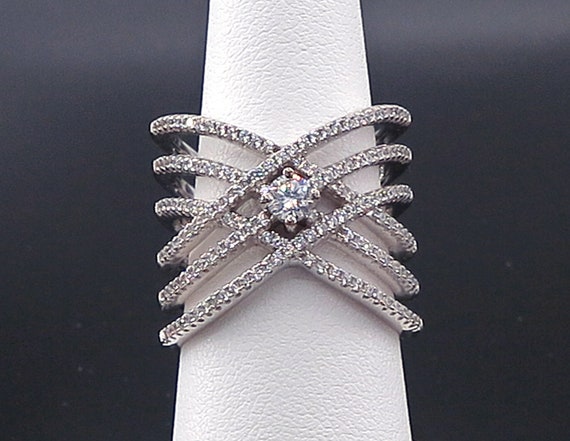 14 K W Gold Designer Criss Cross Diamond Band / Ring with Center Stone, Gold, 11.6 grams, TW of Diamonds, 1.89 CT