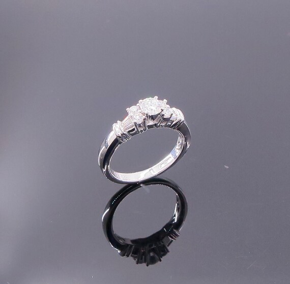 18 K White Gold Classic Diamond Baguette Ring