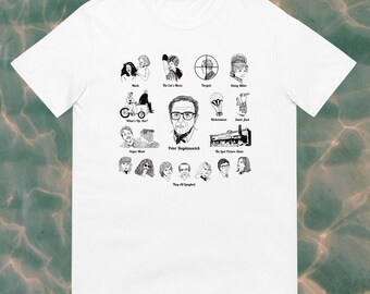 Könnte beinhalten: Ein weißes T-Shirt mit einer Schwarzweißillustration von Peter Bogdanovich und verschiedenen Figuren aus seinen Filmen. Der Text "They All Laughed" befindet sich am unteren Rand der Illustration.