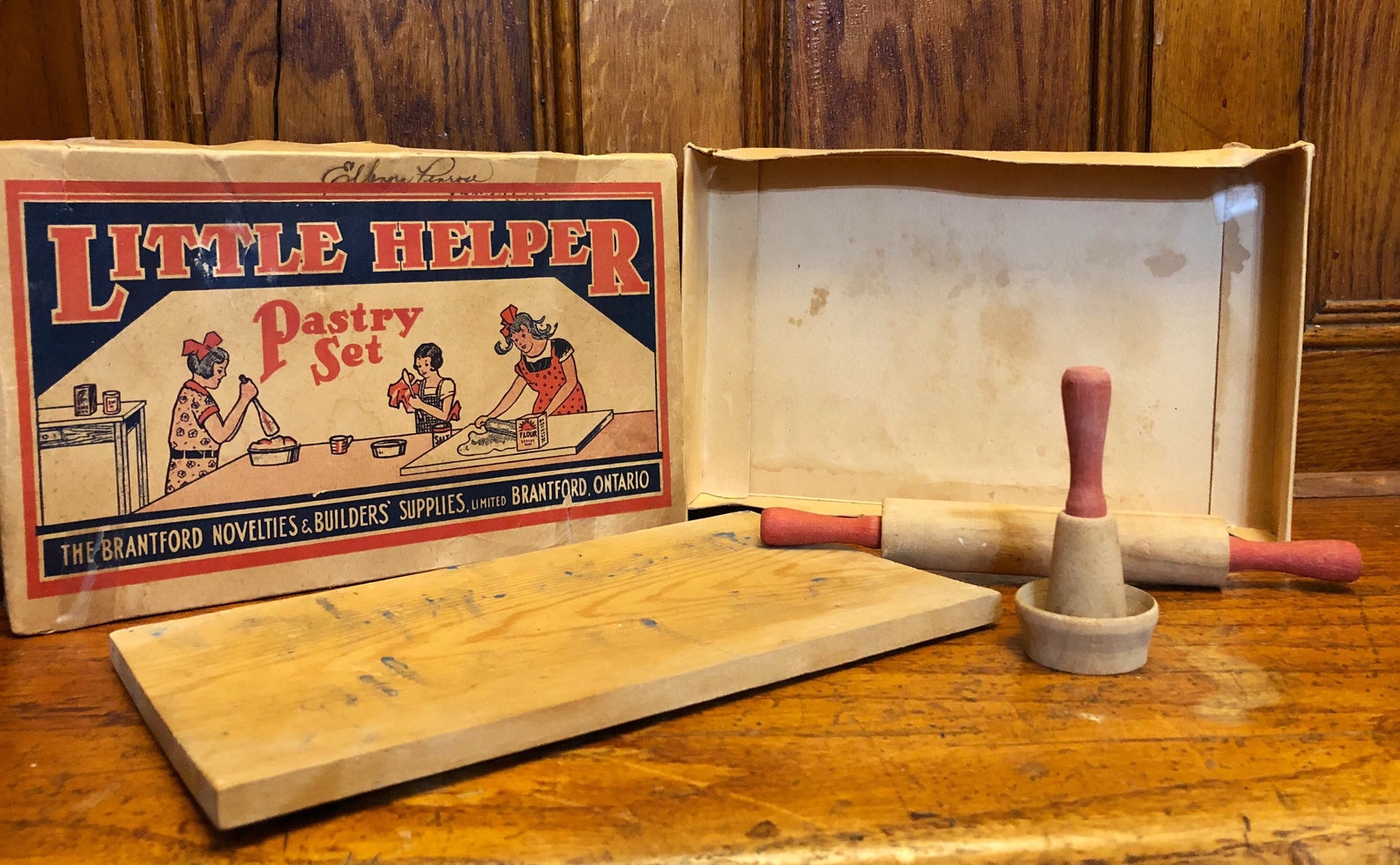 Vintage Little Helper Pastry Set - Etsy