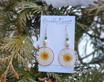 Handmade real pressed daisy beaded earrings  | summer fun jewelry and accessories | handmade gardener gift | floral fashion