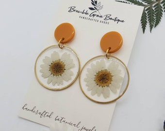 Handmade real pressed daisy flower earrings | botanical jewelry | floral summer Earrings | gardener gift | artsy nature mustard earrings