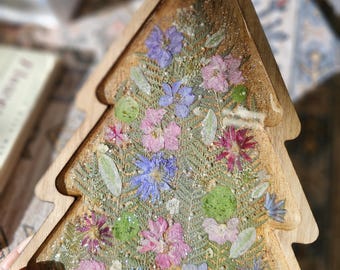 Handmade real flower Christmas tree wooden dish | botanical gift | jewelry display | gardener gift