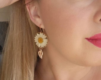 Handmade real daisy flower rose gold earrings | gorgeous simple botanical jewelry | gardener gift