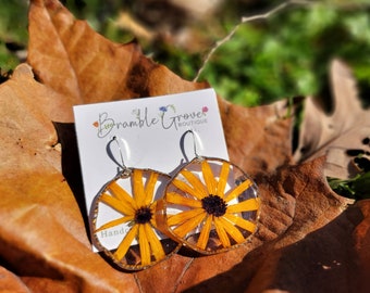 Handmade preserved black eyed Susan earrings | fall jewelry | gardener gift | botanical decor