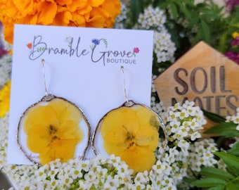 Handmade real pressed orange and yellow pansy earrings | botanical jewelry | floral summer Earrings | gardener gift | nature earrings