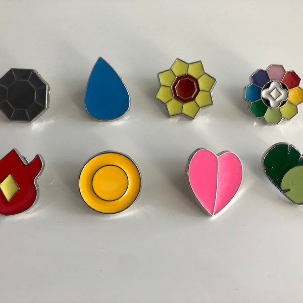 Pokemon Kanto Indigo League Set of 8 Gym Badges with Pokeball Box