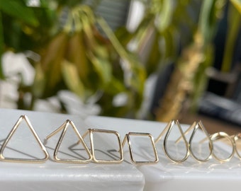 Minimalistic stud earrings