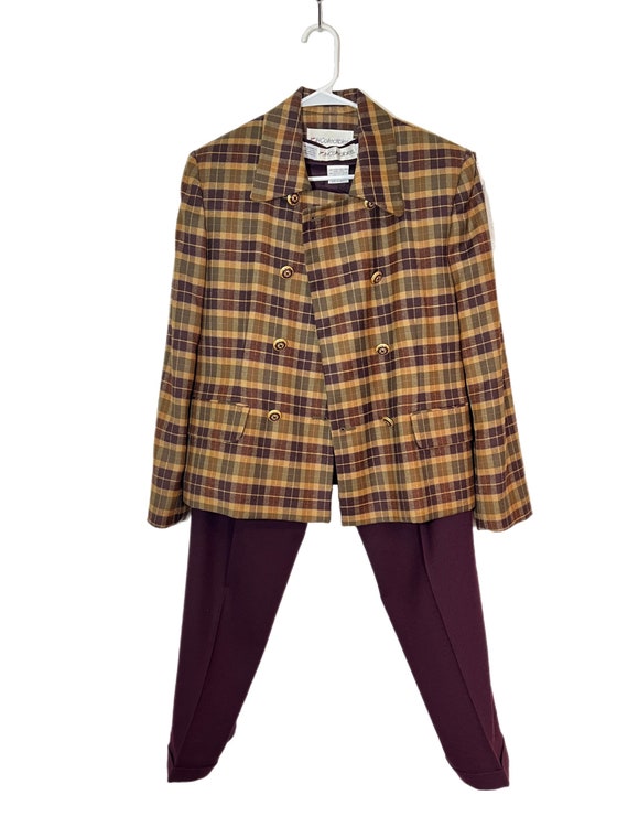 1970s Vintage Women Suit Pants and Blazer 100% Wool - Gem
