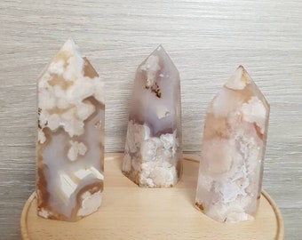 Flower Agate Towers - Manfestation, Prosperty and helpful for New Ventures - Sakura Agate