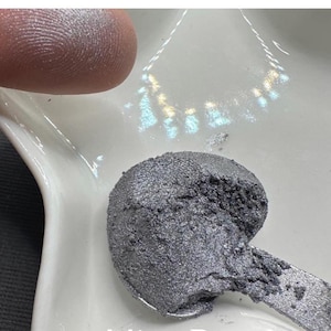 Gunner Mica Metallic powder, Mica powder for additives in crafting, Metallic grey powder 5g wt.